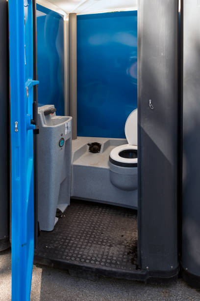 Best High-end porta potty rental  in Beloit, KS