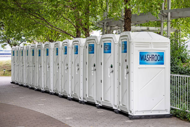 Portable Toilet Options We Offer in Beloit, KS
